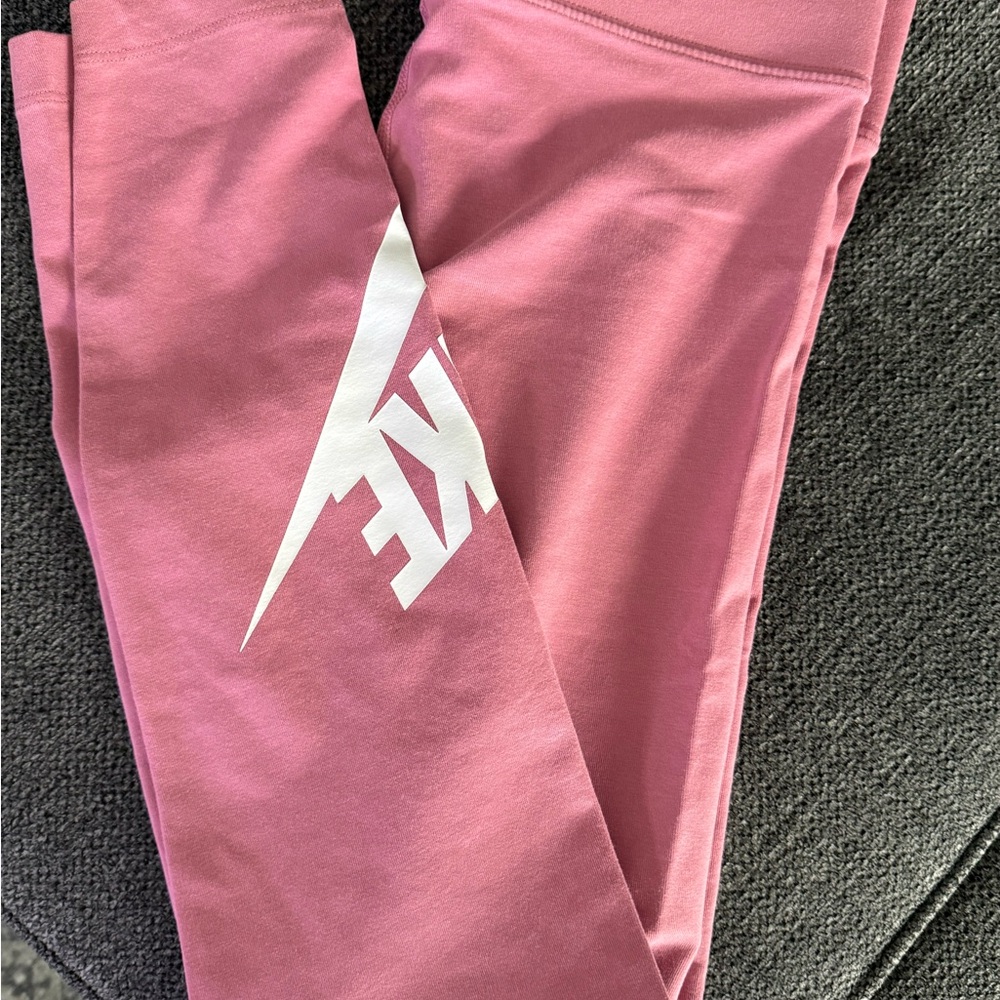 Nike Leggings 4pair includes NikePro